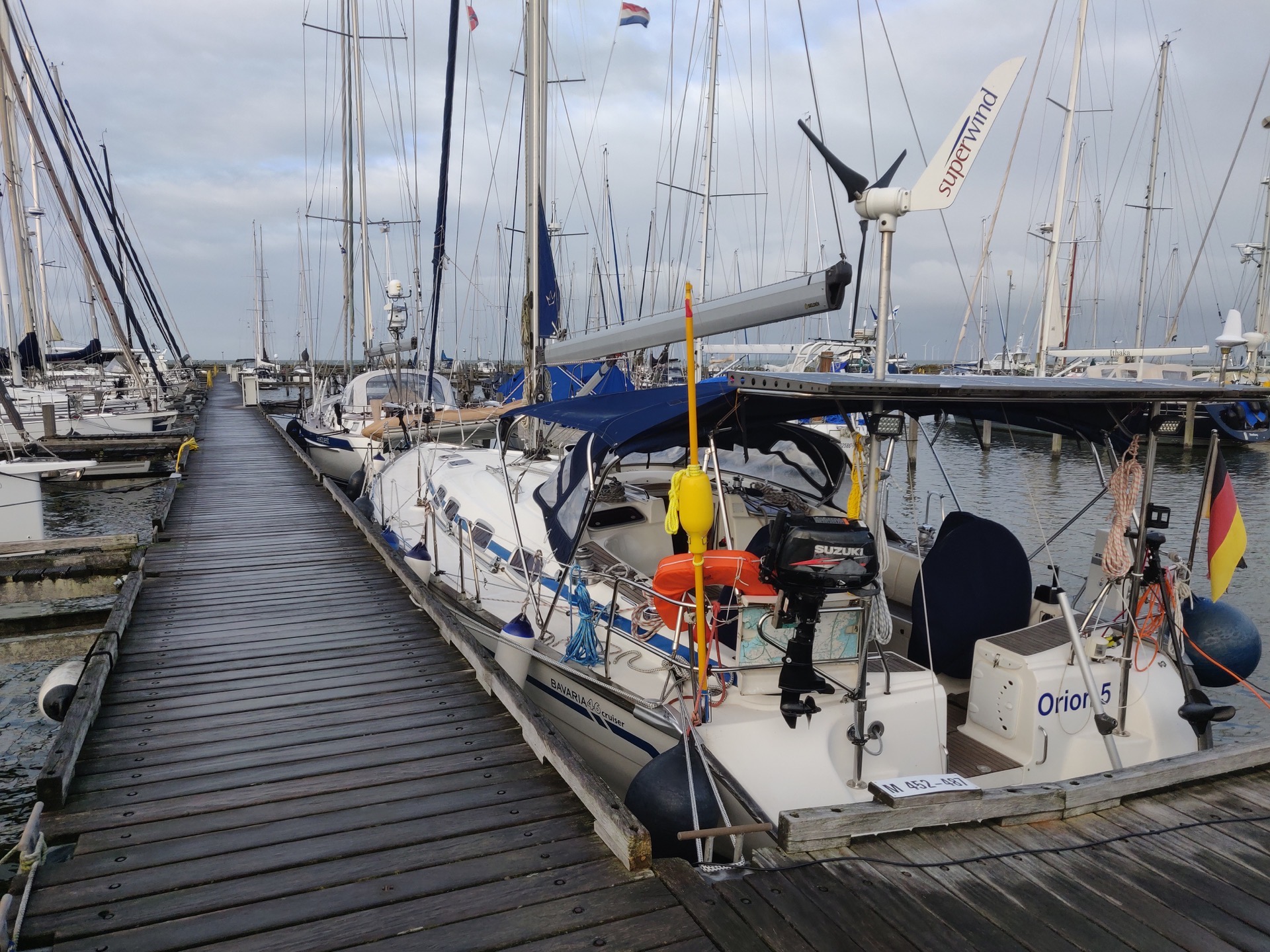 Orion 5 im Hafen — Bavaria 46 Cruiser